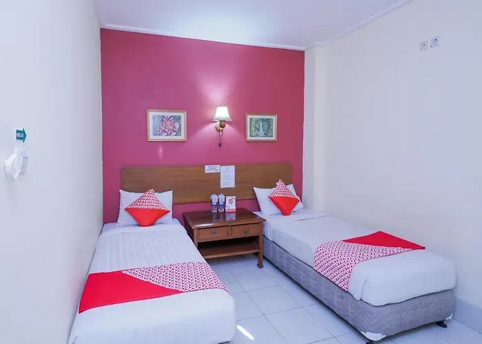 Oyo 227 Hotel Sebelas Syariah