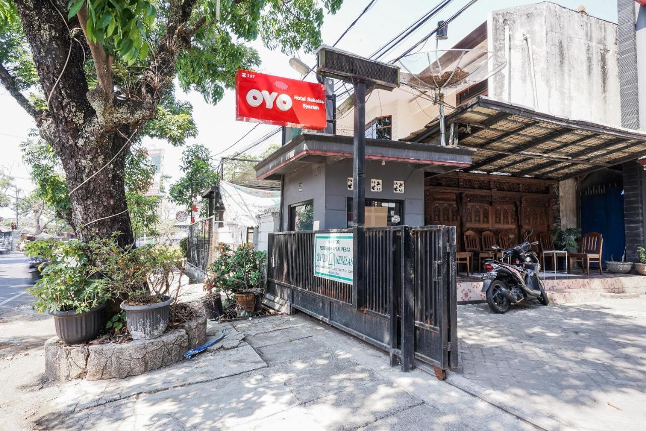 Oyo 227 Sebelas Syariah 2* Bandung
