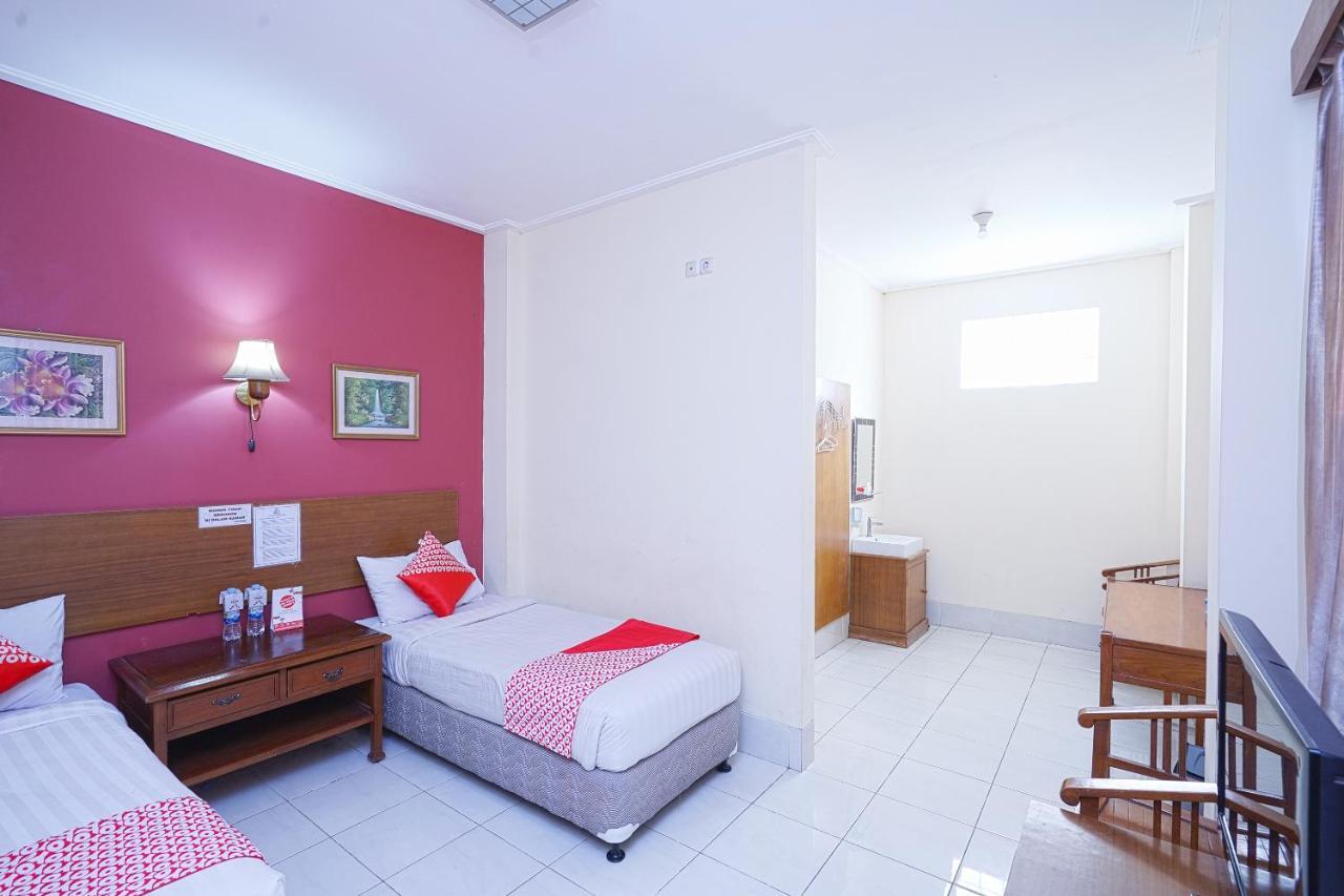 Hotel Oyo 227 Sebelas Syariah 2*